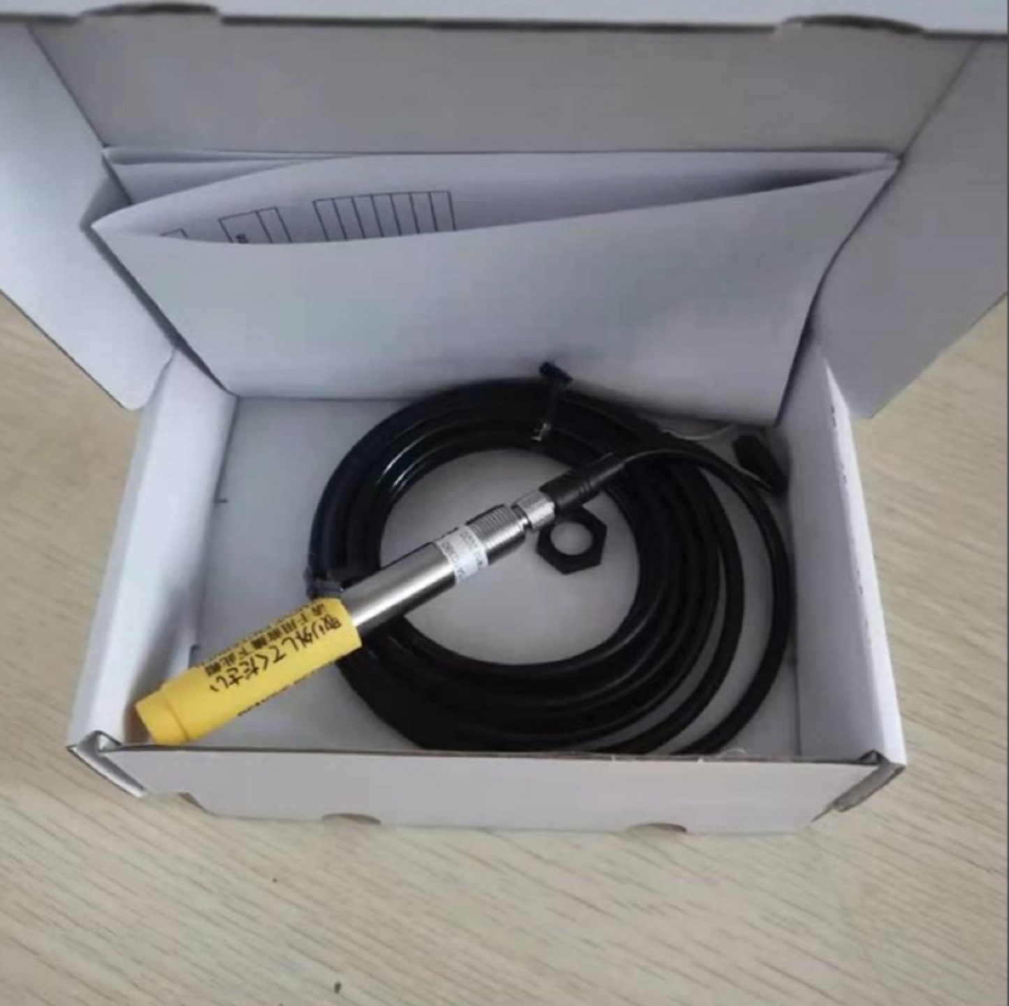 芬兰Vaisala维萨拉HM70手持式温湿度表型号:HM70+HMP75库号:M412805